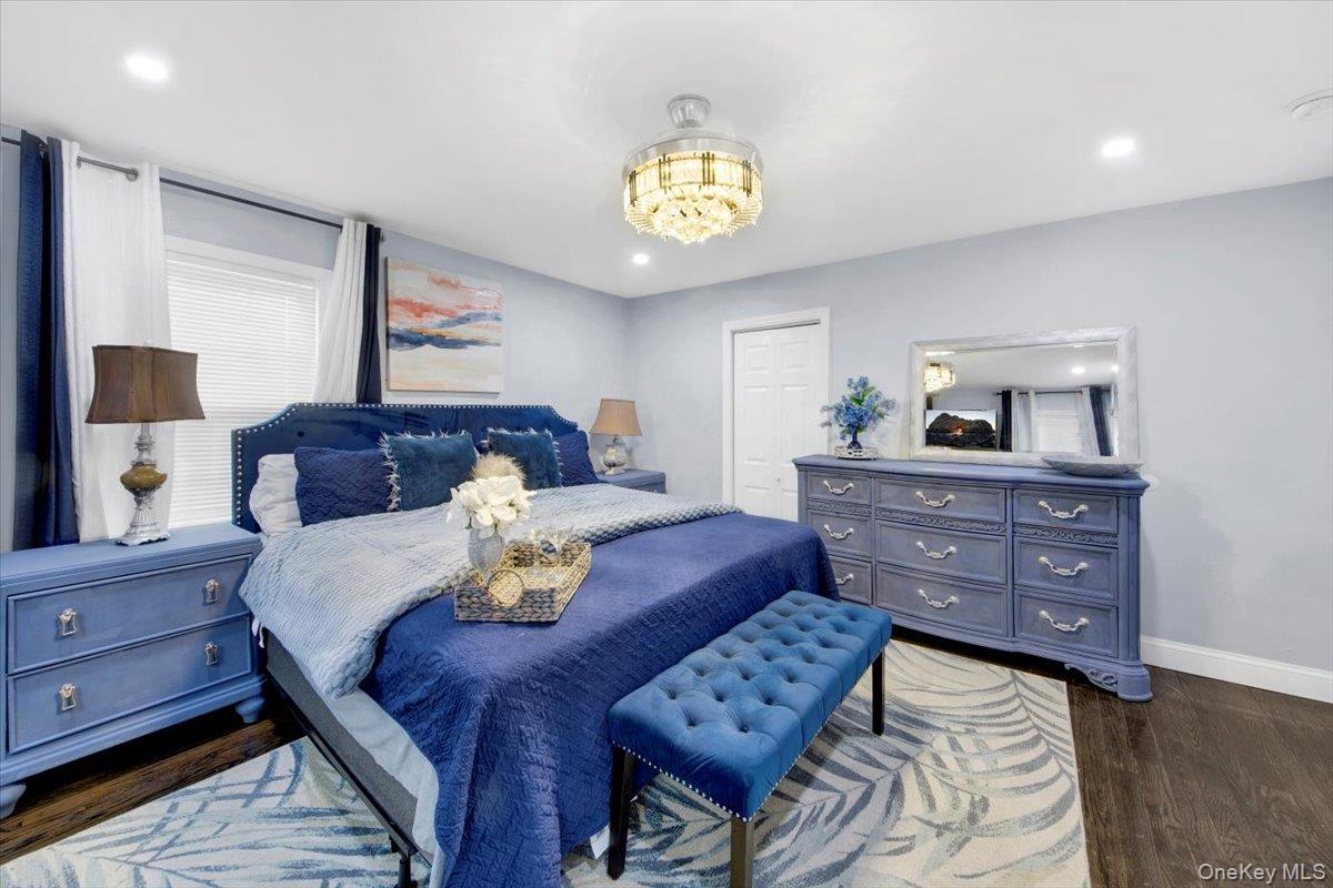 75 W Kingsbridge Road, Mount Vernon, NY 10550