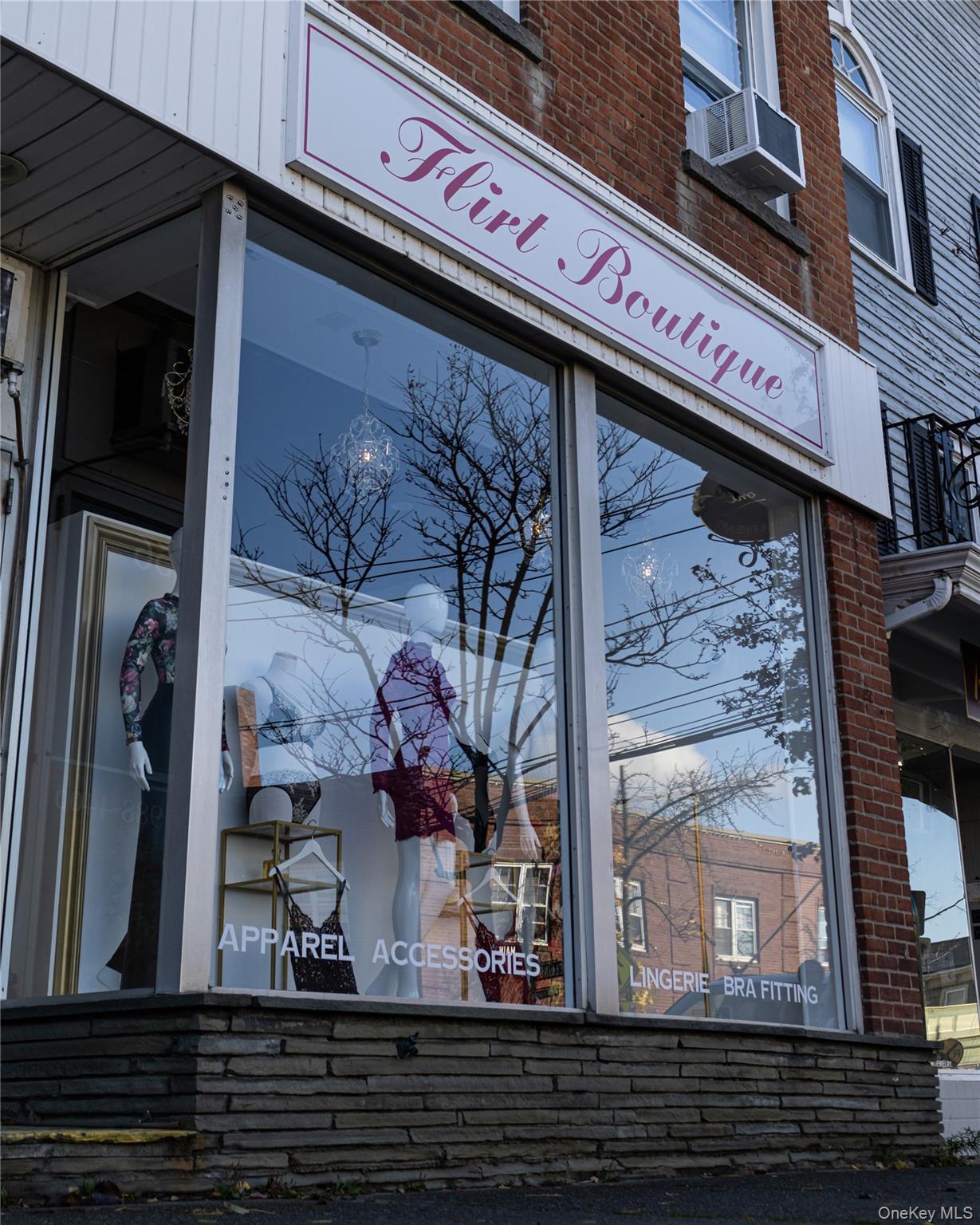 56 Main Street, Warwick, NY 10990