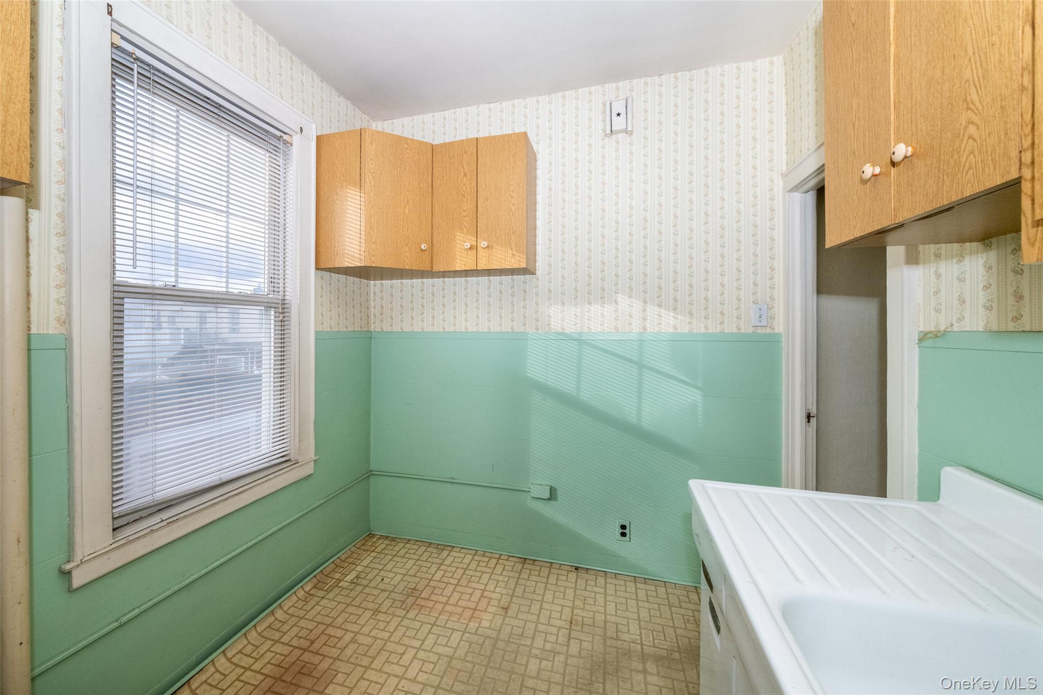 285 Logan Avenue, Bronx, NY 10465