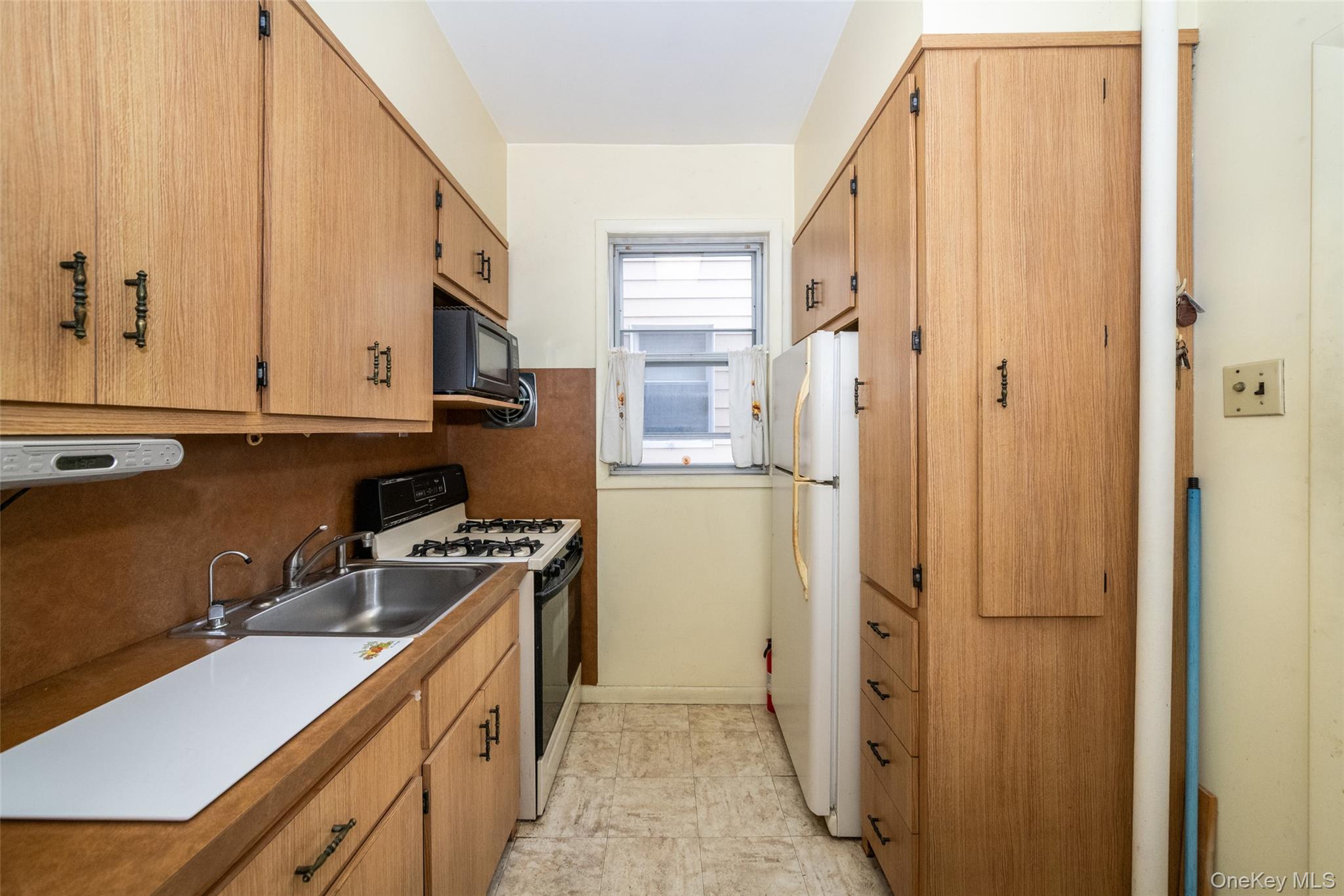 285 Logan Avenue, Bronx, NY 10465