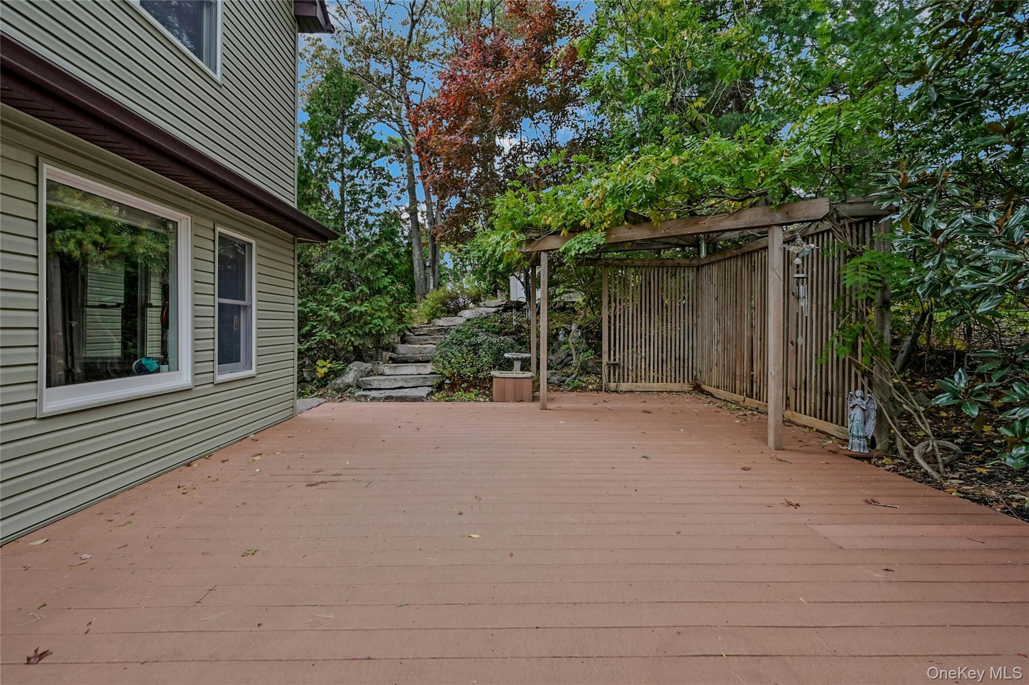 8 Margaret Avenue, Nesconset, NY 11767