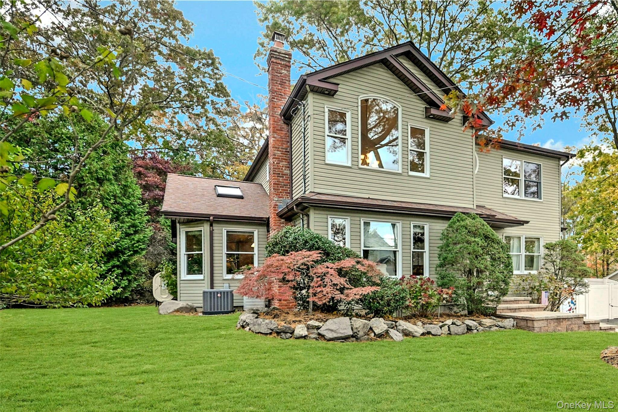 8 Margaret Avenue, Nesconset, NY 11767