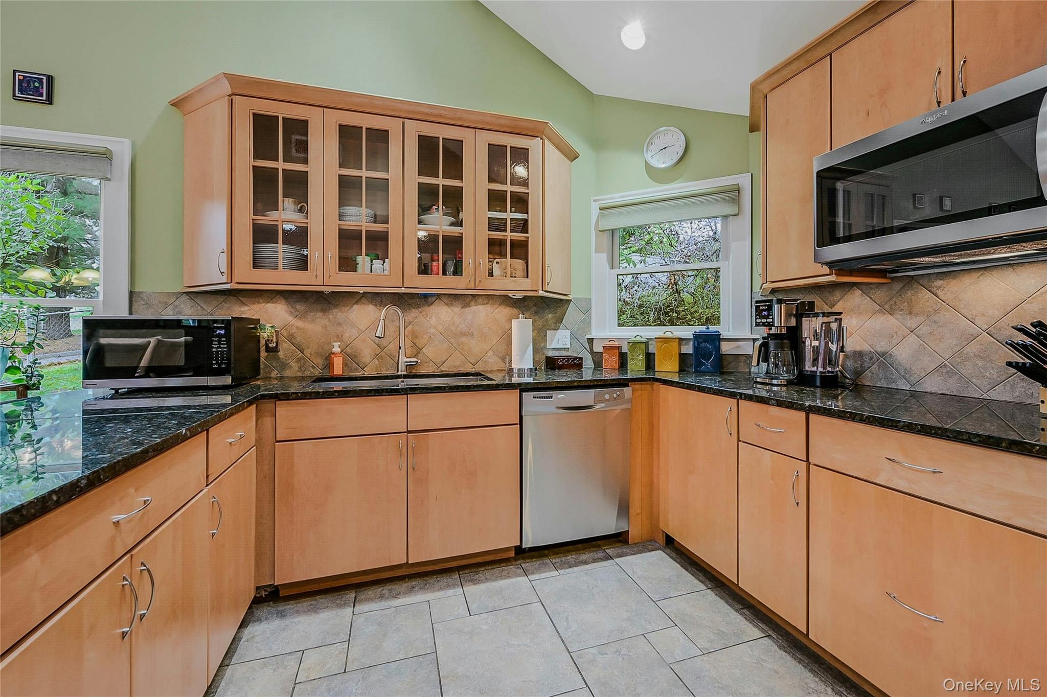 8 Margaret Avenue, Nesconset, NY 11767