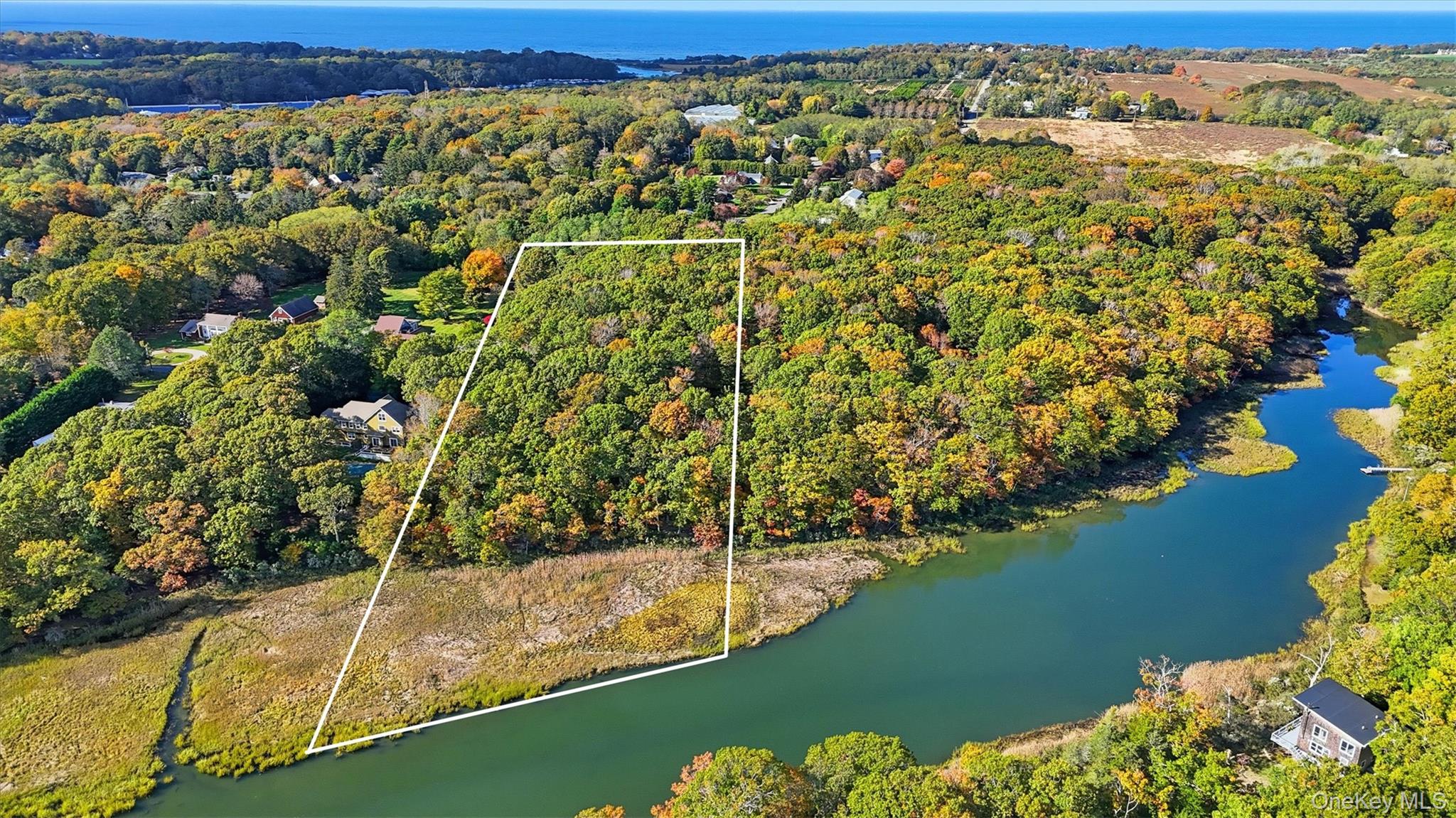 1050 Greton Court, Mattituck, NY 11952