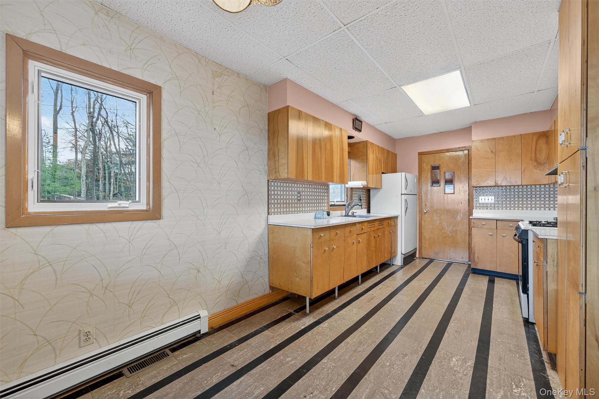 29 Laurel Lane, Huguenot, NY 12746