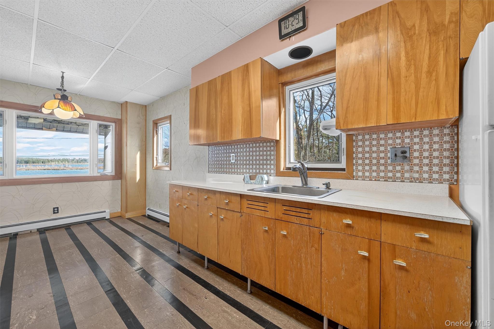 29 Laurel Lane, Huguenot, NY 12746