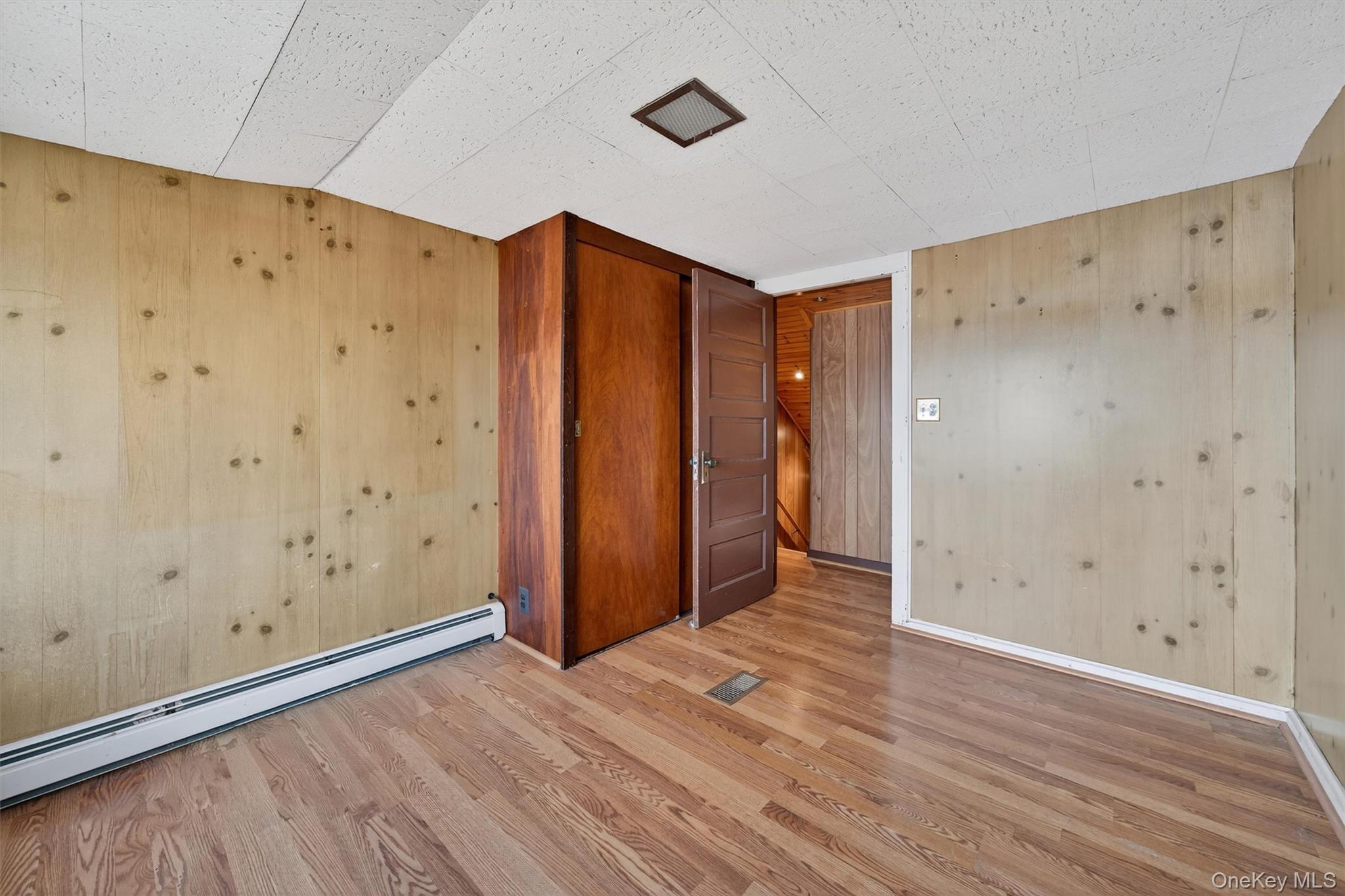 29 Laurel Lane, Huguenot, NY 12746