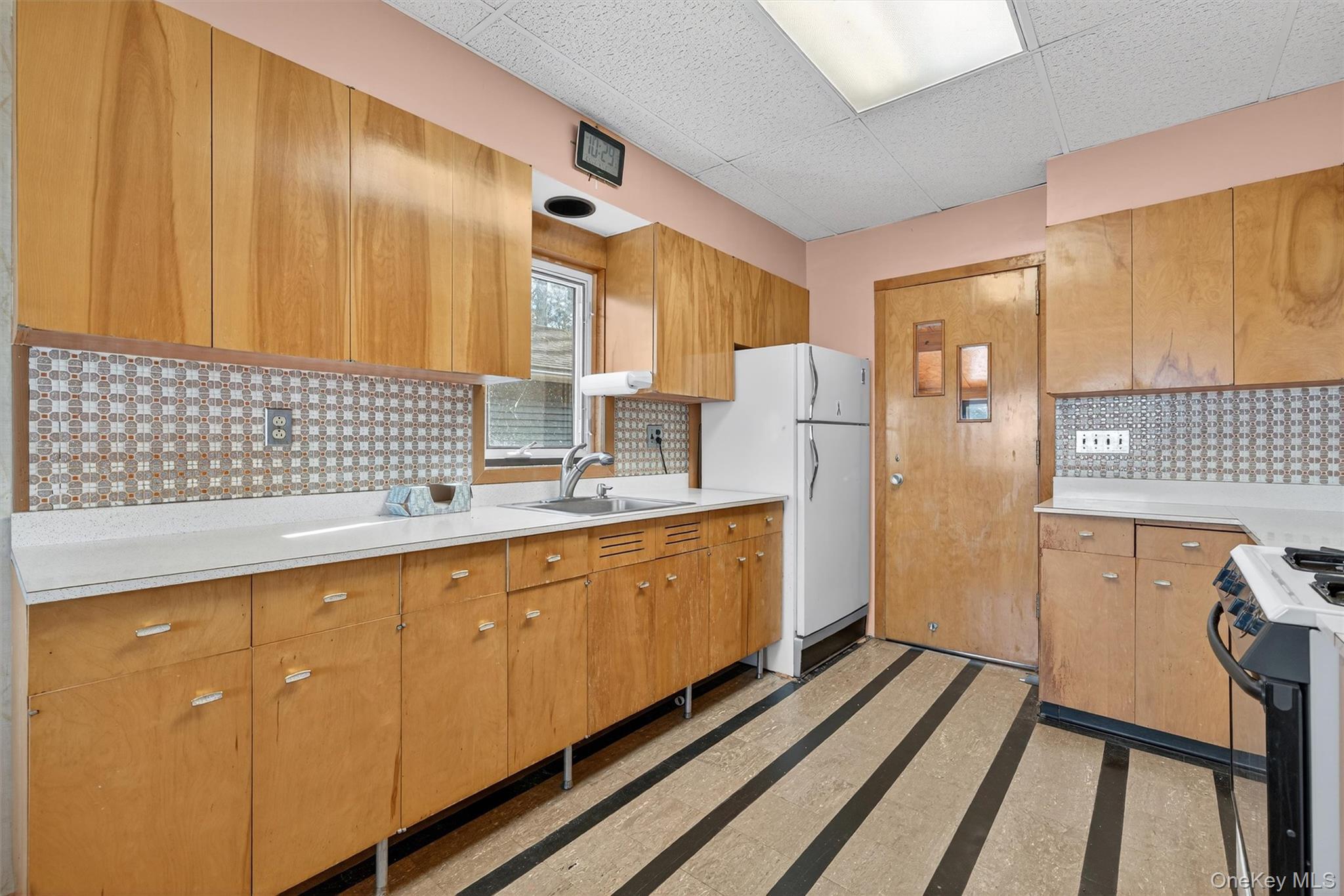 29 Laurel Lane, Huguenot, NY 12746