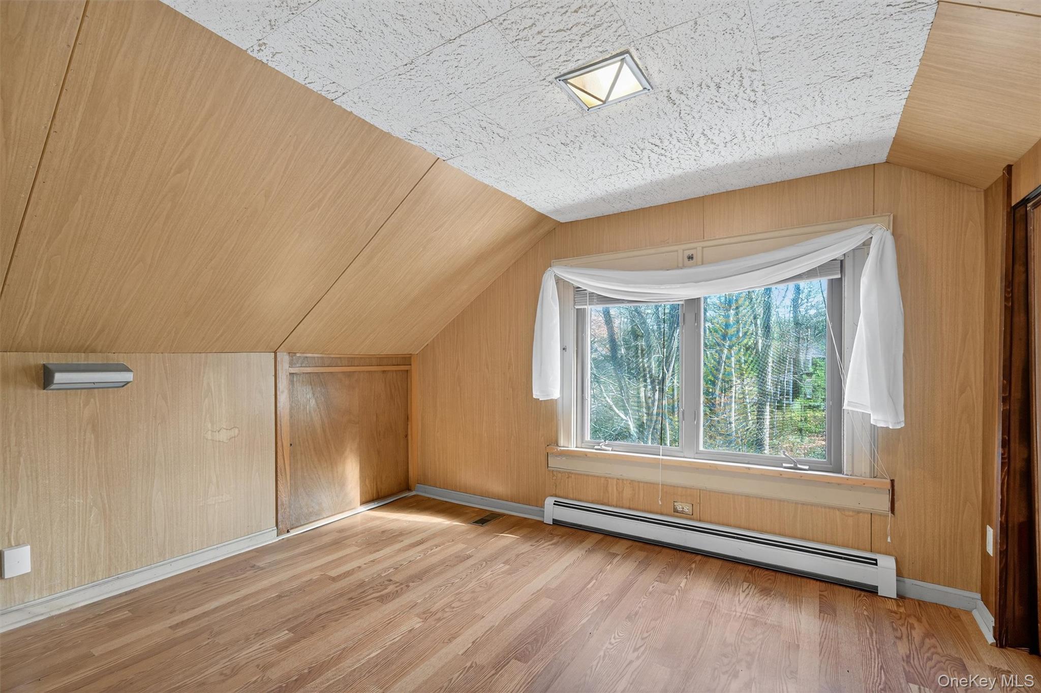 29 Laurel Lane, Huguenot, NY 12746