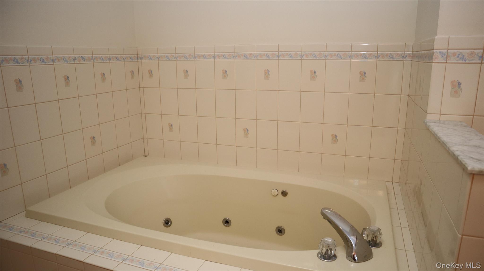 39 Armstrong Drive, Neversink, NY 12765