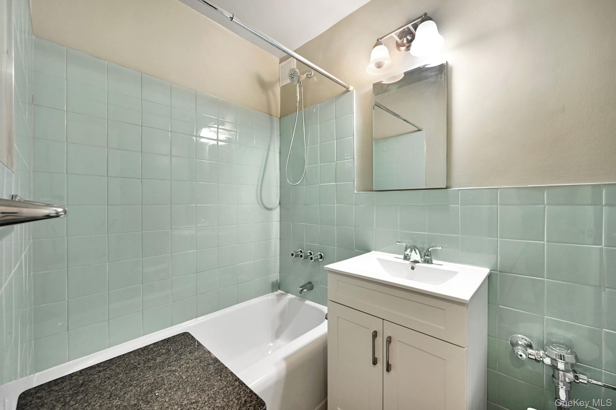 3131 Grand Concourse # 3C, Bronx, NY 10468