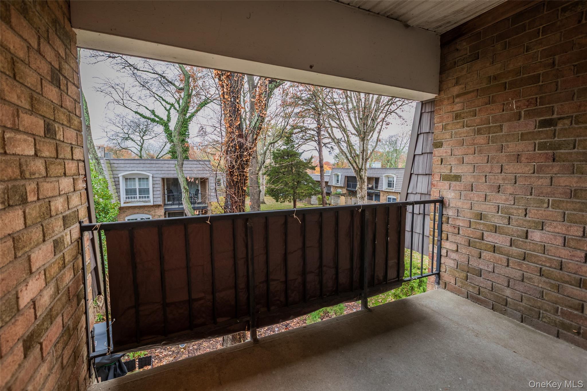 655 Middle Country Road # 5C2, Coram, NY 11727