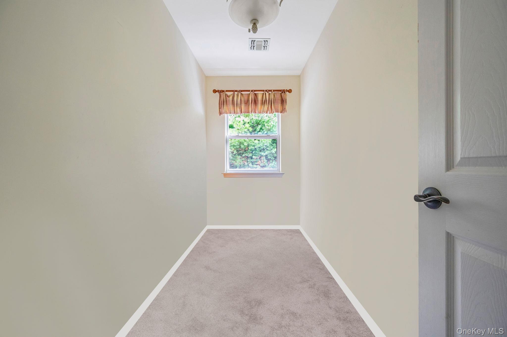 76 Blueberry Ridge Drive, Holtsville, NY 11742