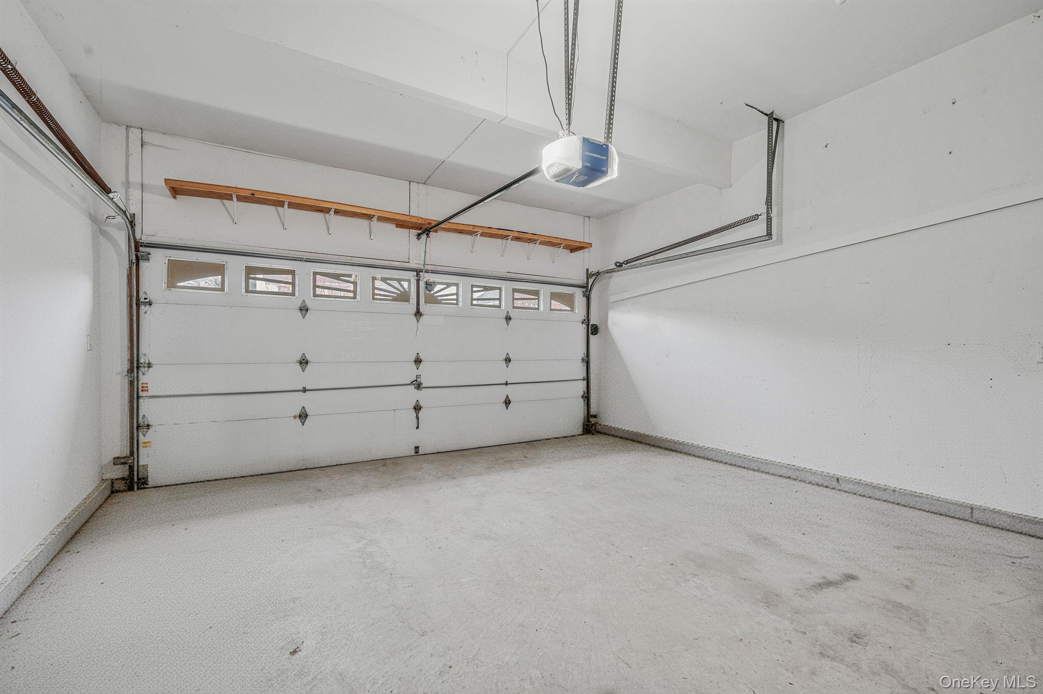 76 Blueberry Ridge Drive, Holtsville, NY 11742