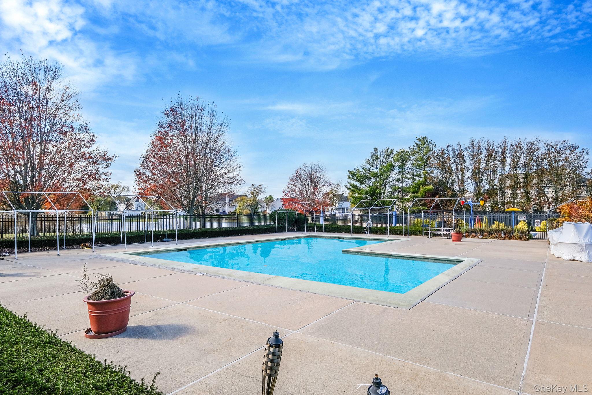 76 Blueberry Ridge Drive, Holtsville, NY 11742