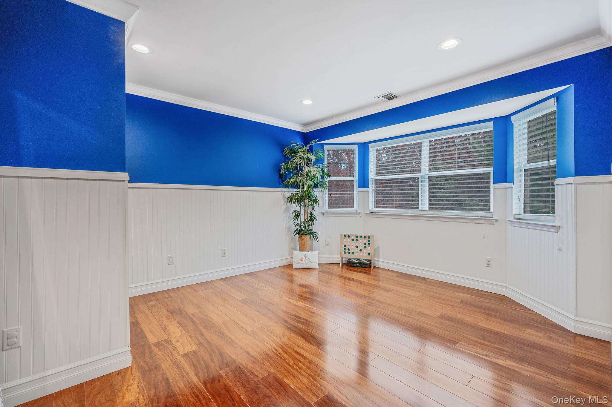 76 Blueberry Ridge Drive, Holtsville, NY 11742