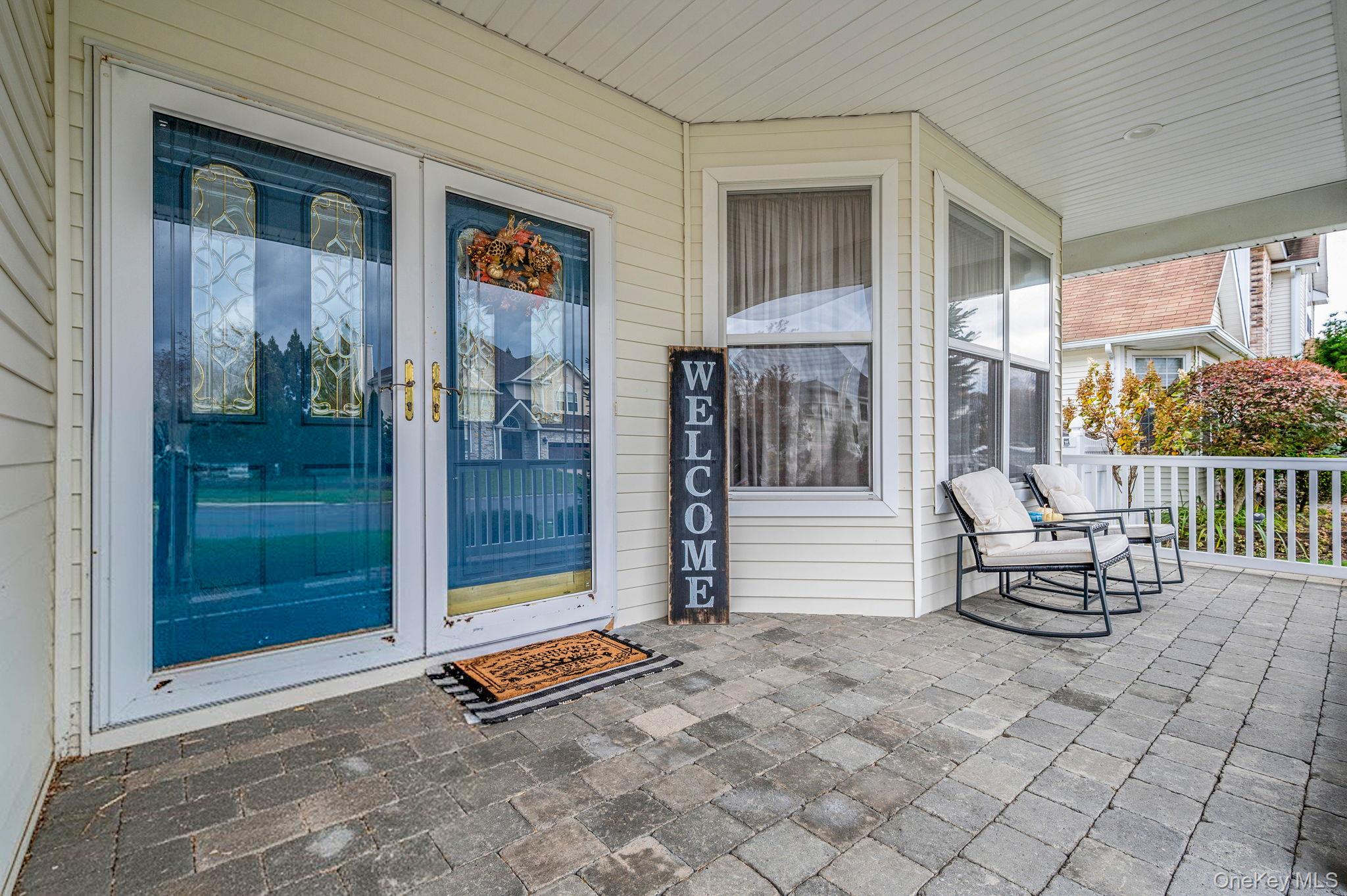 76 Blueberry Ridge Drive, Holtsville, NY 11742