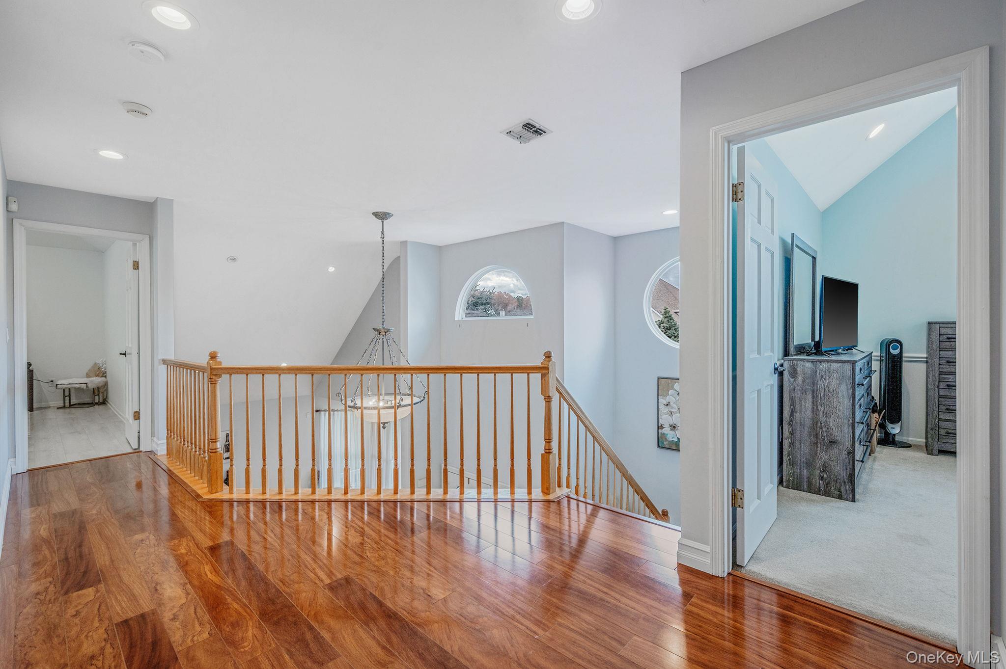 76 Blueberry Ridge Drive, Holtsville, NY 11742