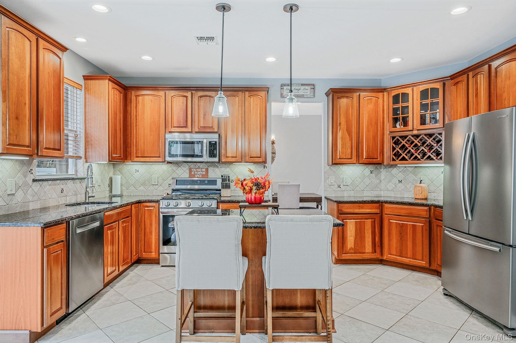 76 Blueberry Ridge Drive, Holtsville, NY 11742