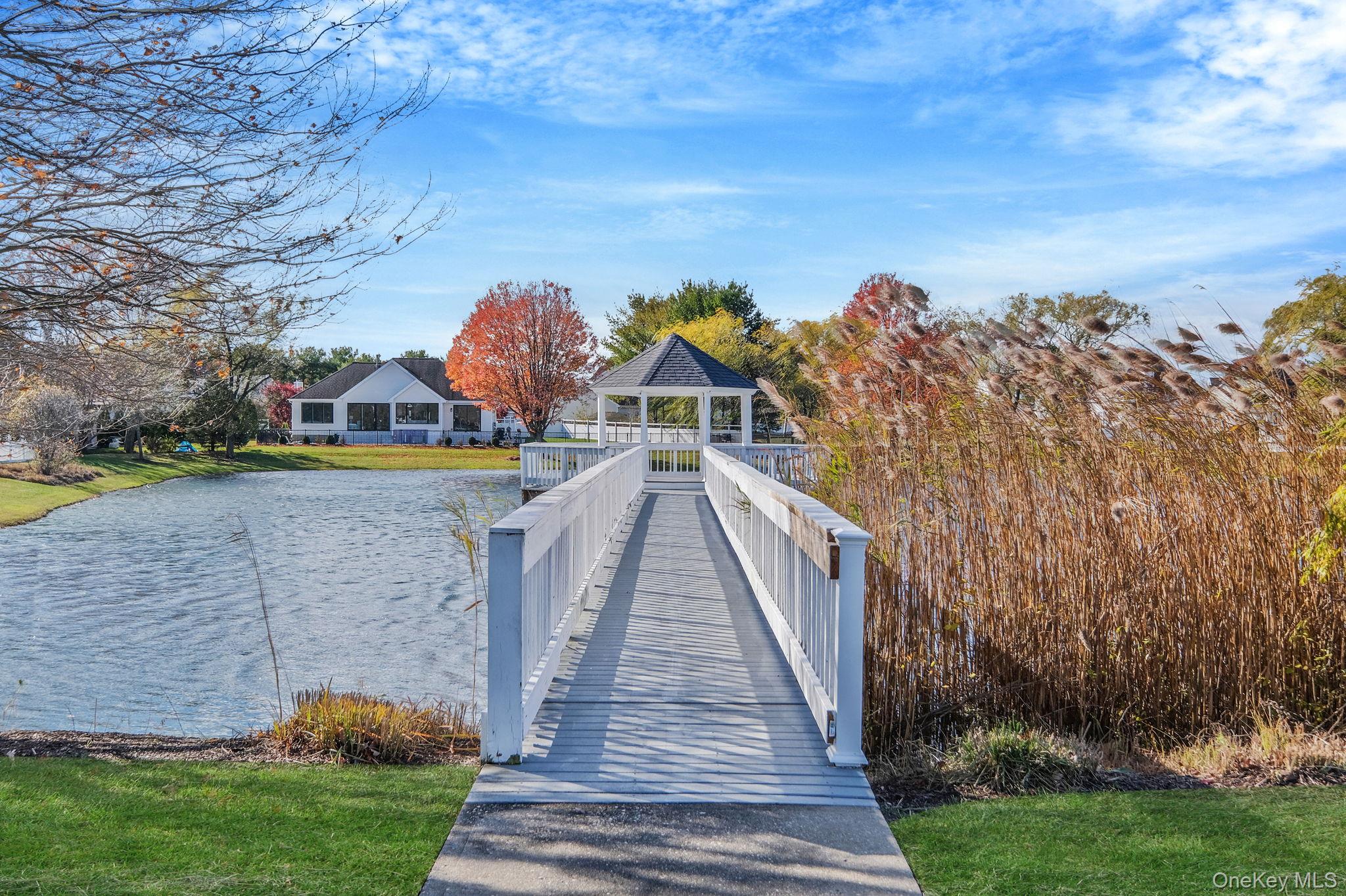 76 Blueberry Ridge Drive, Holtsville, NY 11742