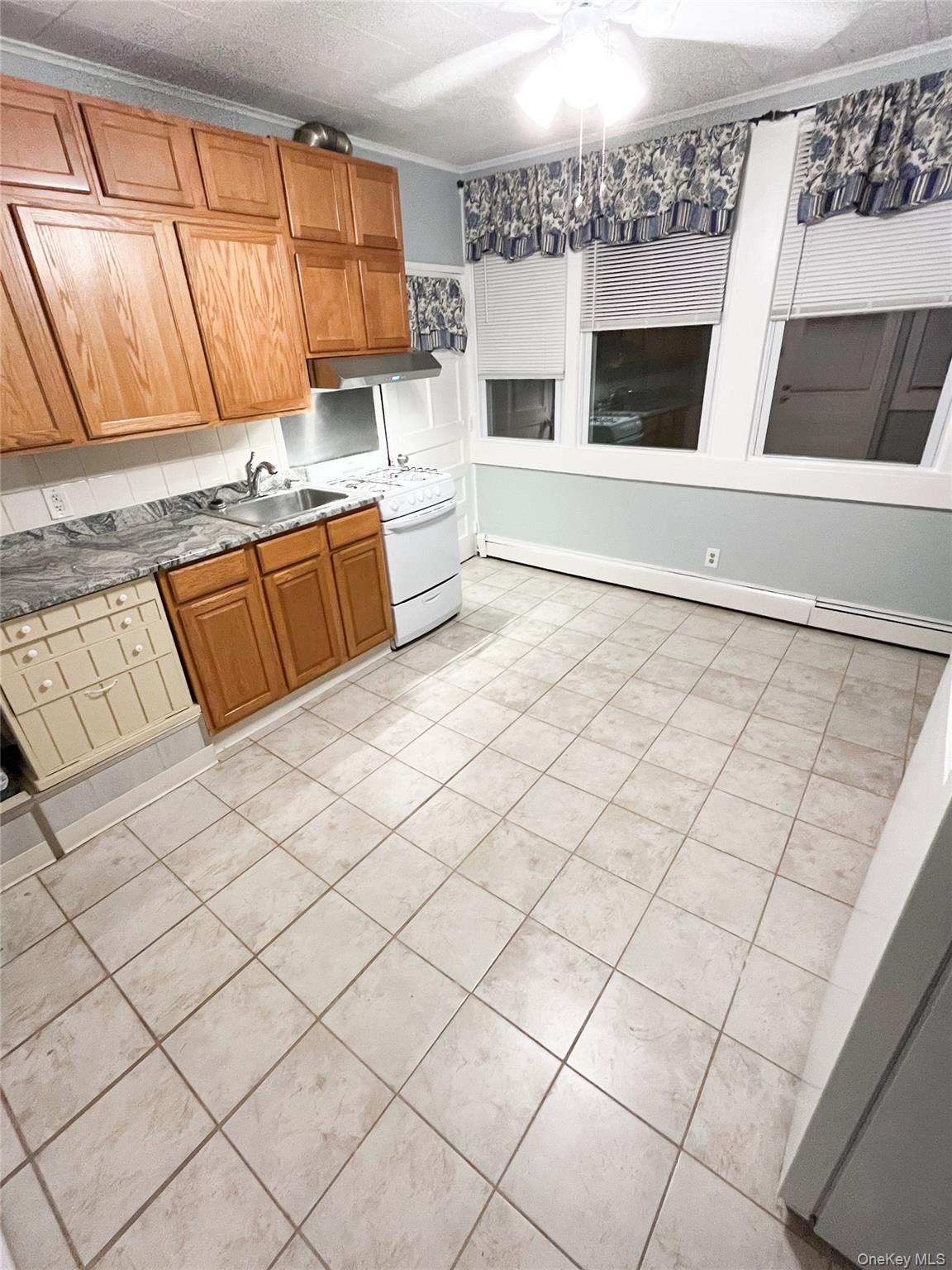 2 Maple Drive, Mahopac, NY 10541