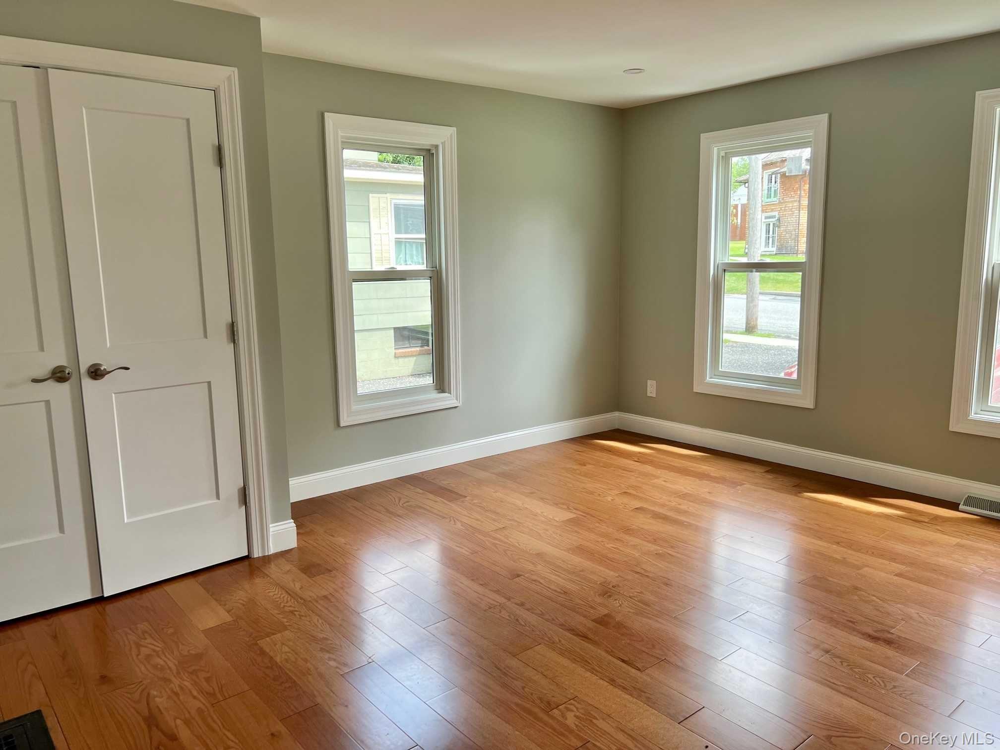 21 WASHINGTON AVE, 1st floor, Millbrook, NY 12545