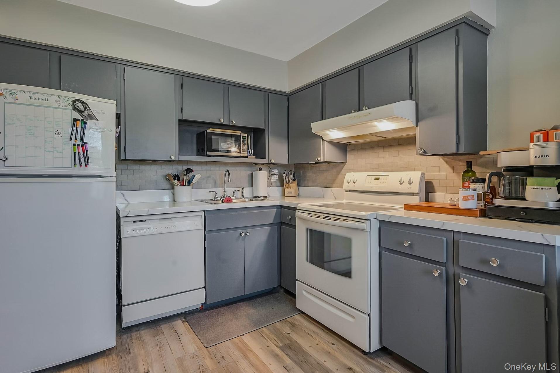 45 Farber Drive # 45, West Babylon, NY 11704