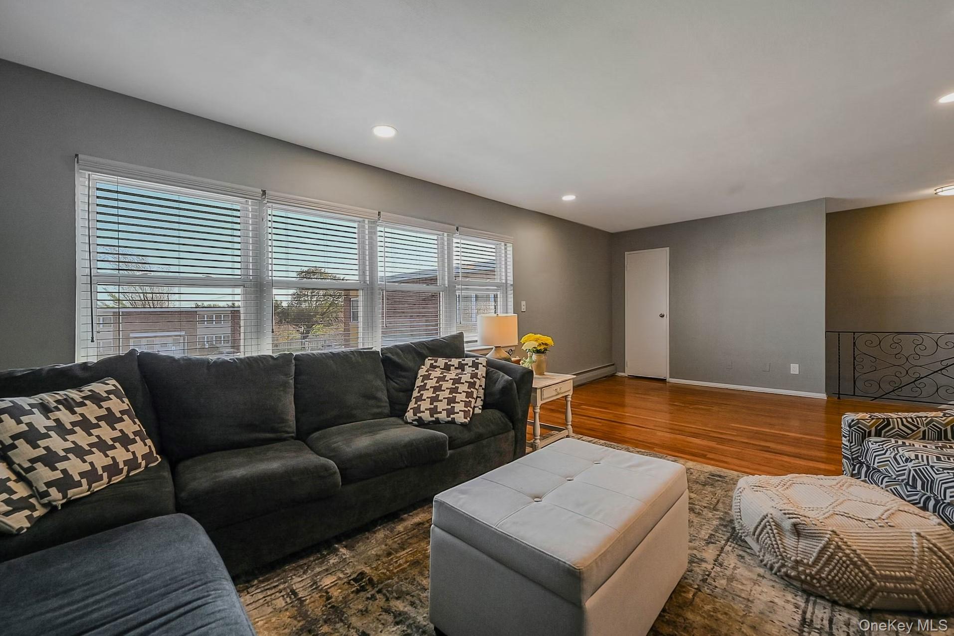 45 Farber Drive # 45, West Babylon, NY 11704