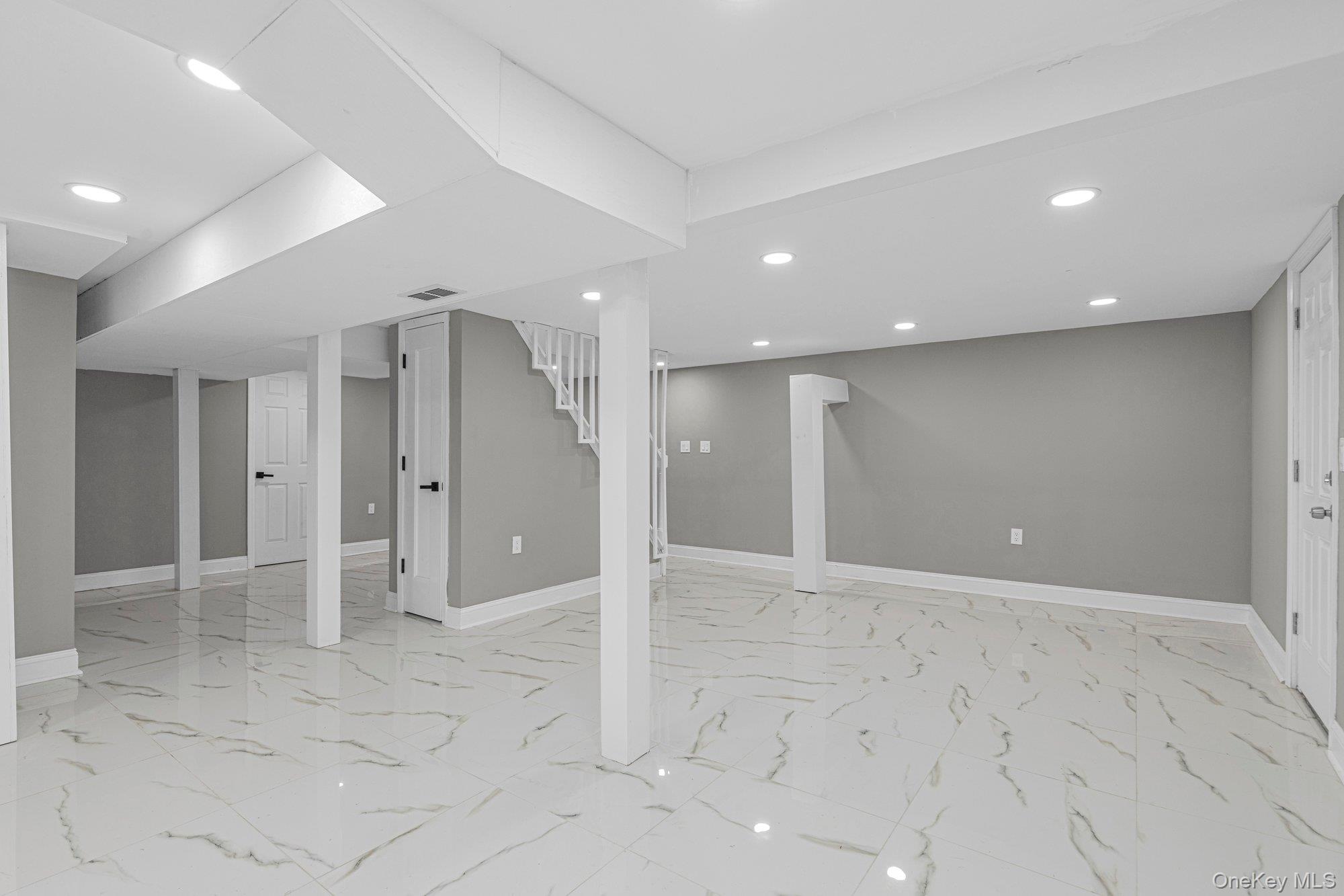 13 Garden Boulevard, Hicksville, NY 11801