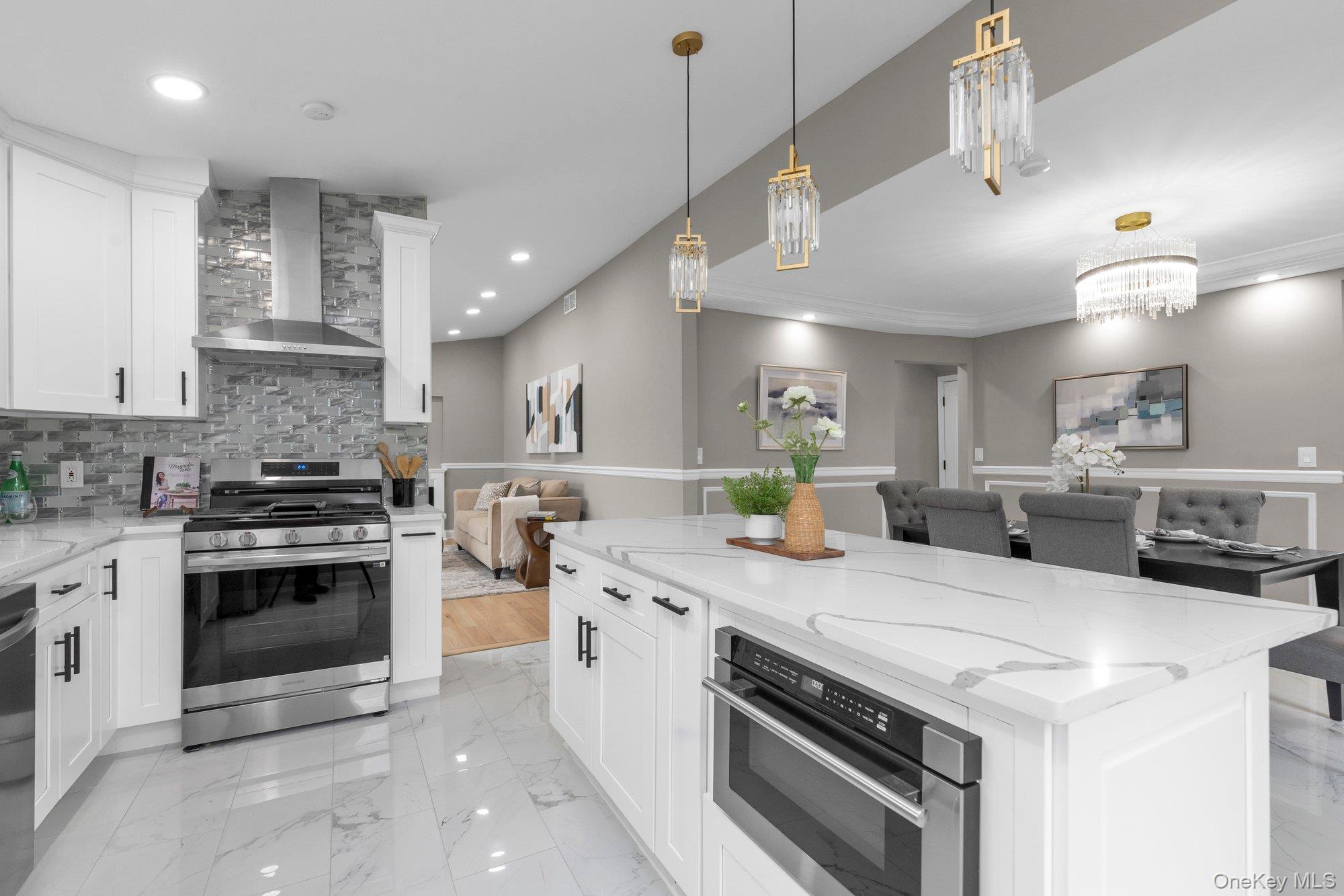 13 Garden Boulevard, Hicksville, NY 11801