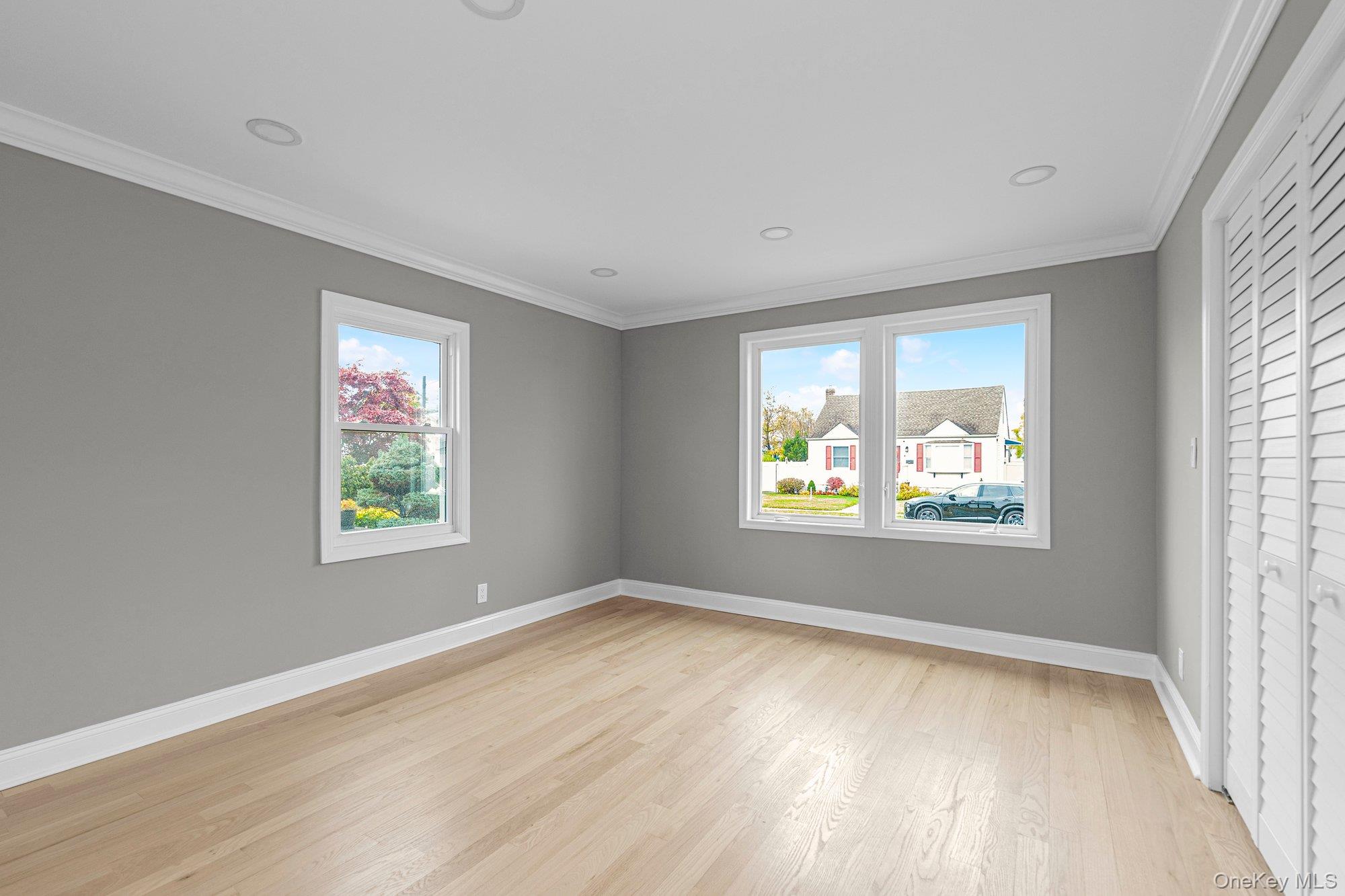 13 Garden Boulevard, Hicksville, NY 11801