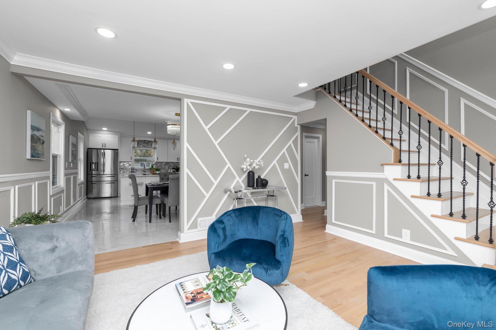 13 Garden Boulevard, Hicksville, NY 11801