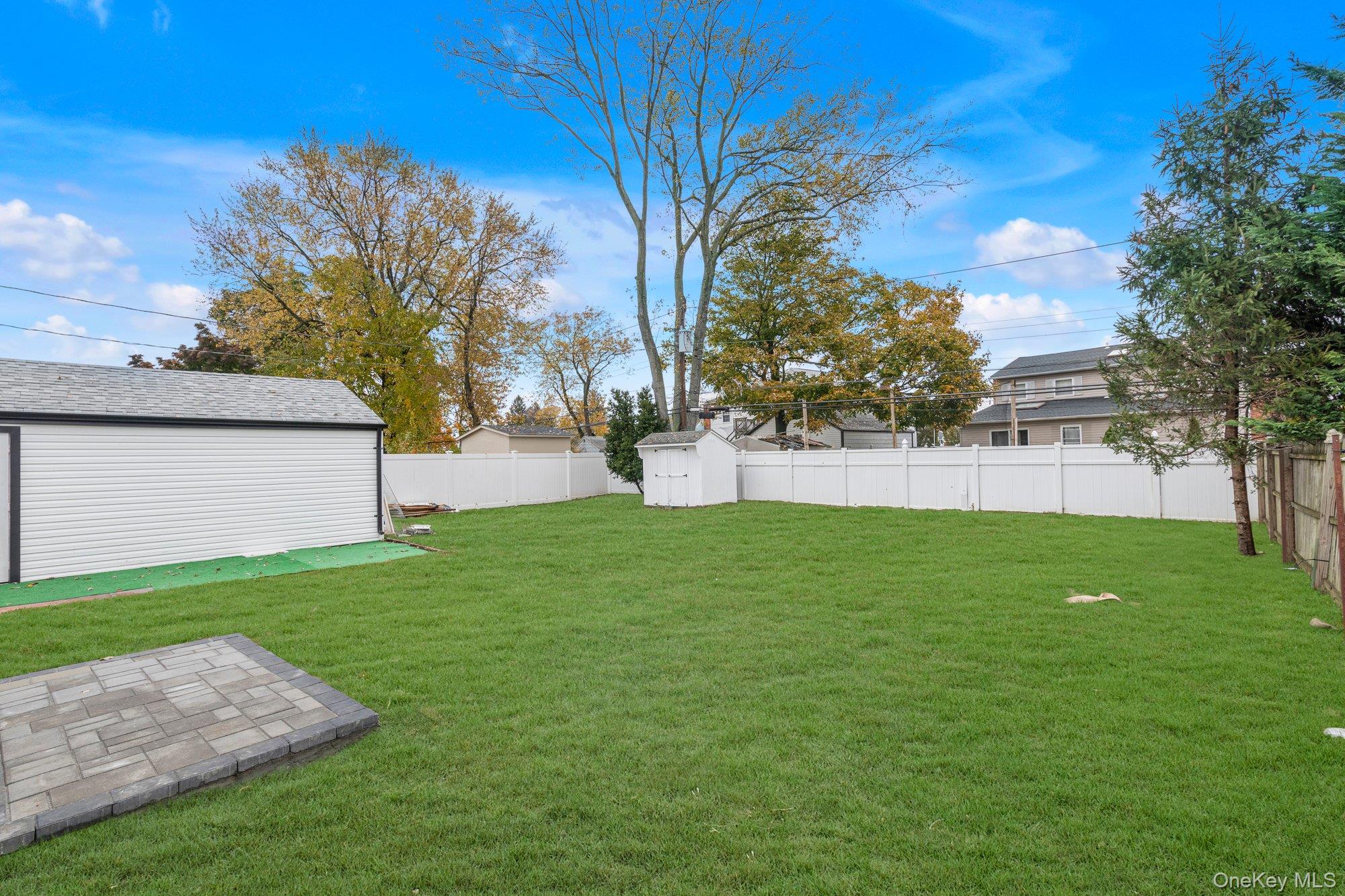 13 Garden Boulevard, Hicksville, NY 11801