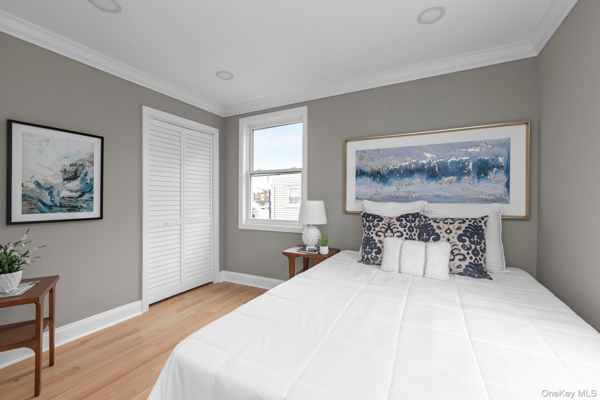 13 Garden Boulevard, Hicksville, NY 11801