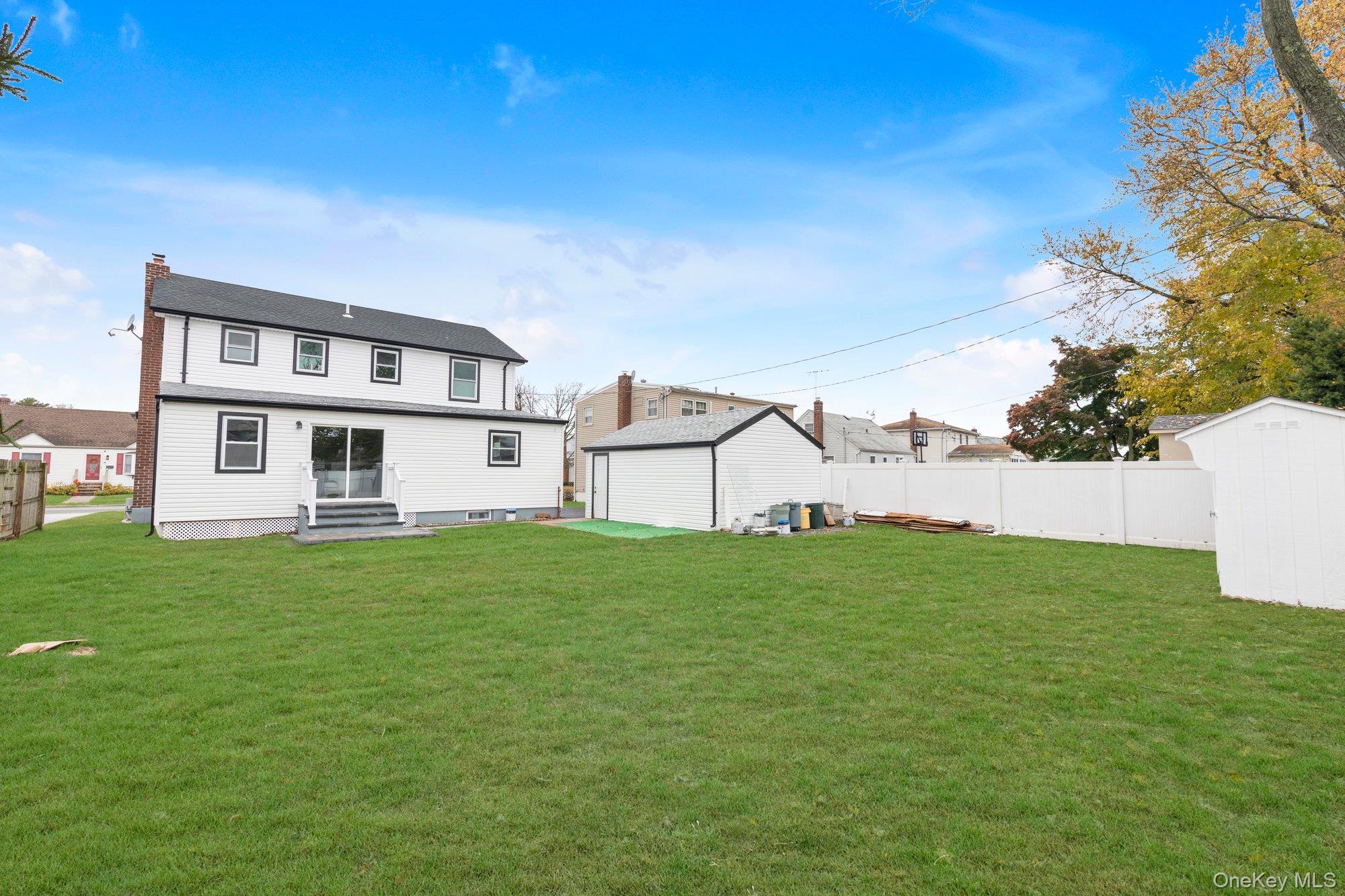 13 Garden Boulevard, Hicksville, NY 11801