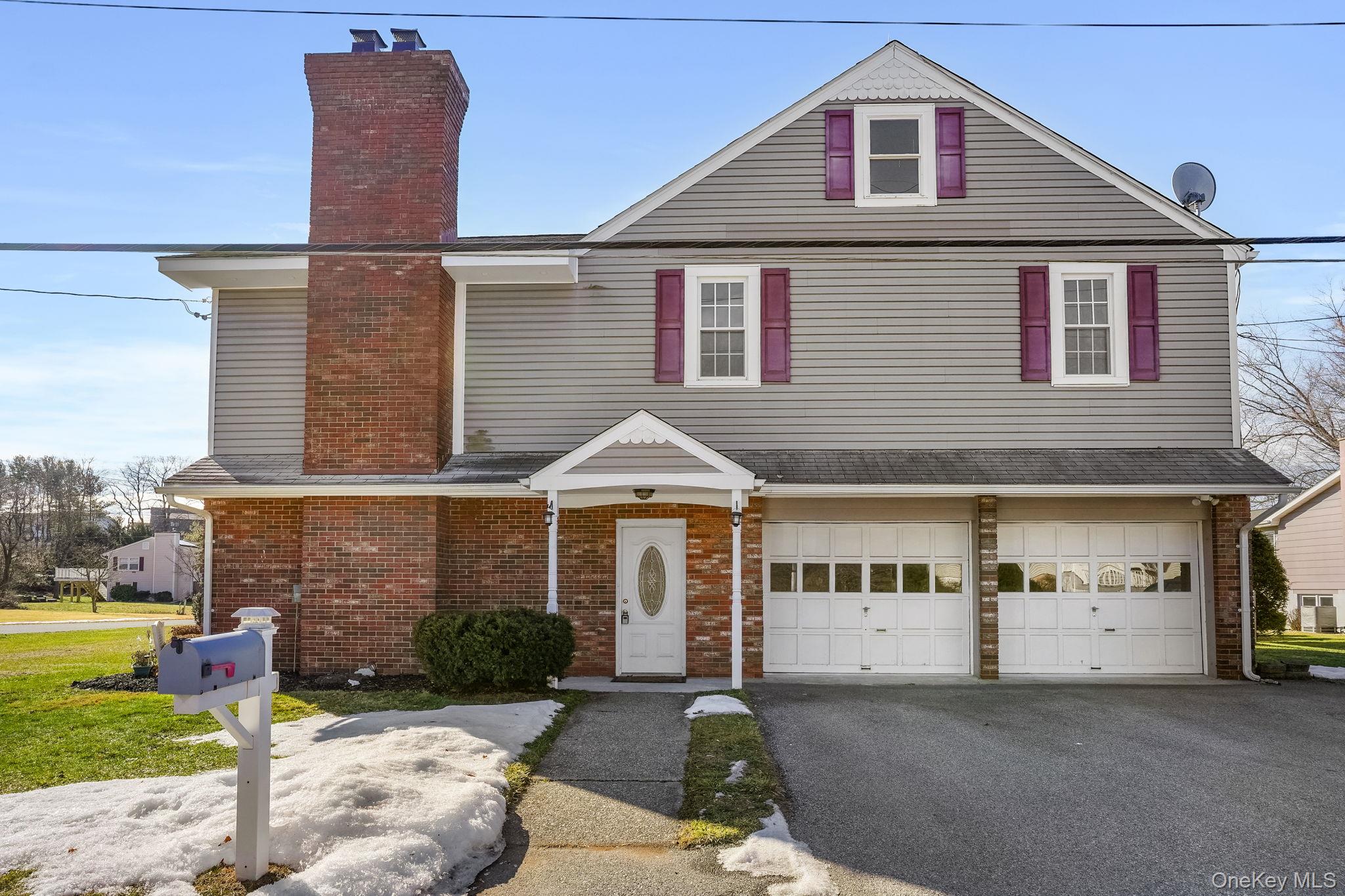 15 Milano Drive, Poughkeepsie, NY 12603