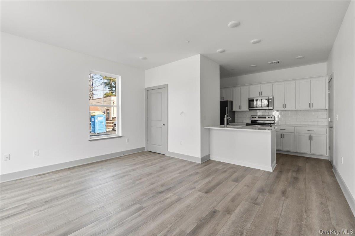 75 Forester Avenue # TH1, Warwick, NY 10990