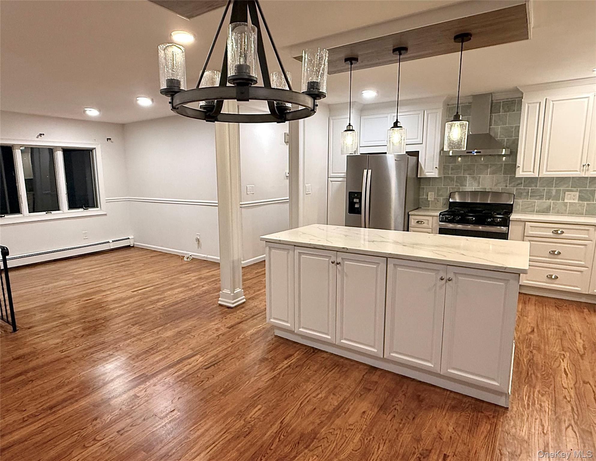 1671 Claas Avenue, Holbrook, NY 11741