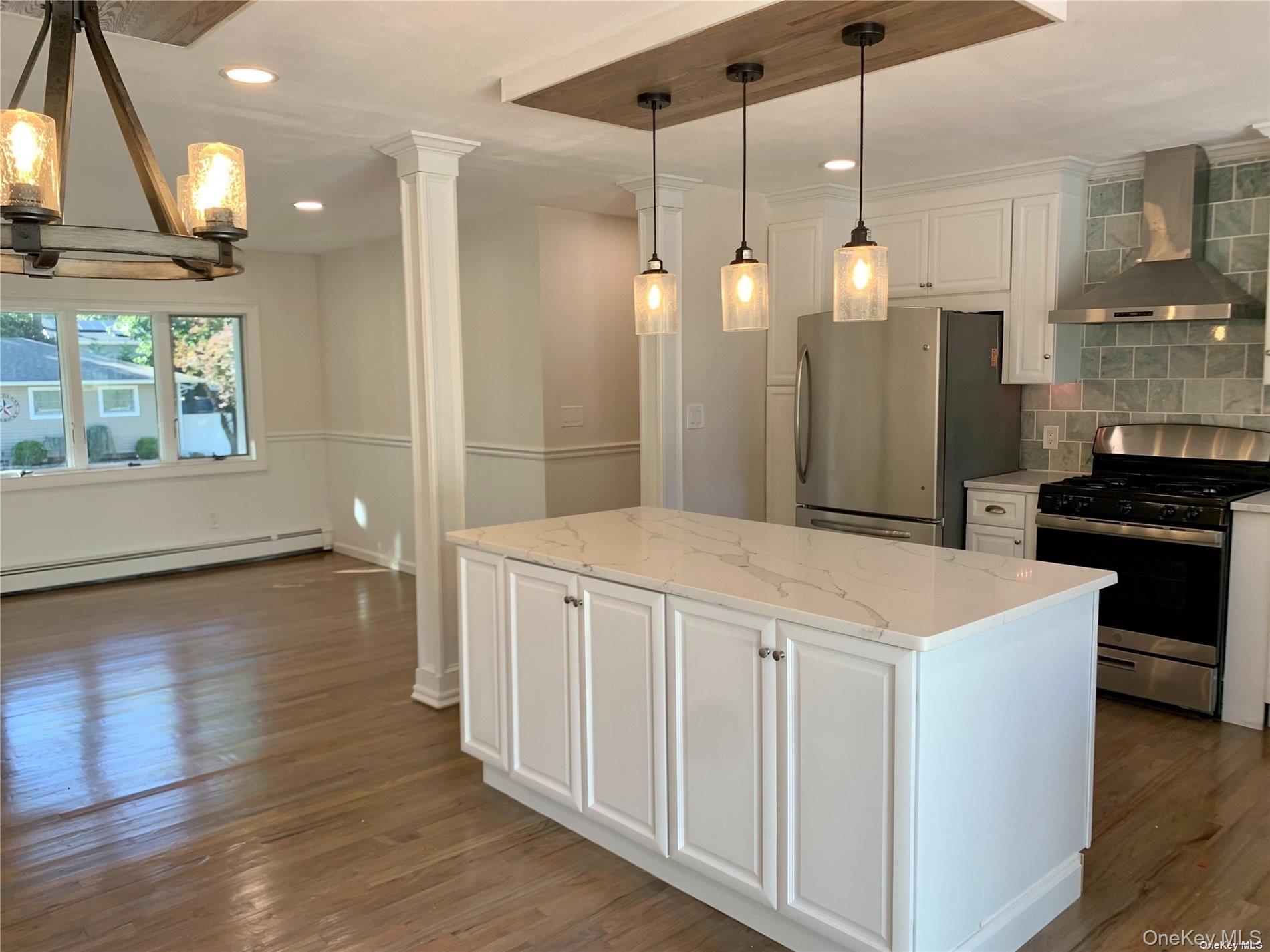 1671 Claas Avenue, Holbrook, NY 11741