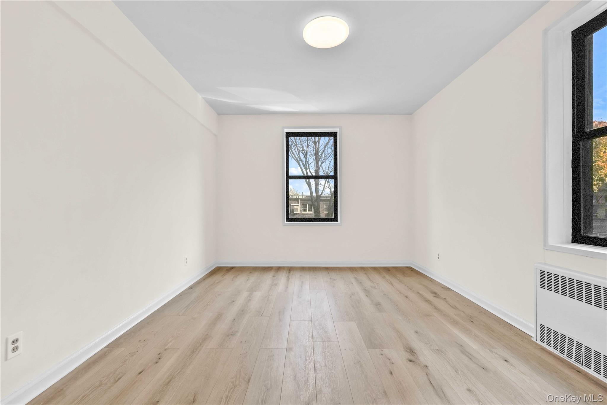 25-11 Union Street # 2G, Flushing, NY 11354