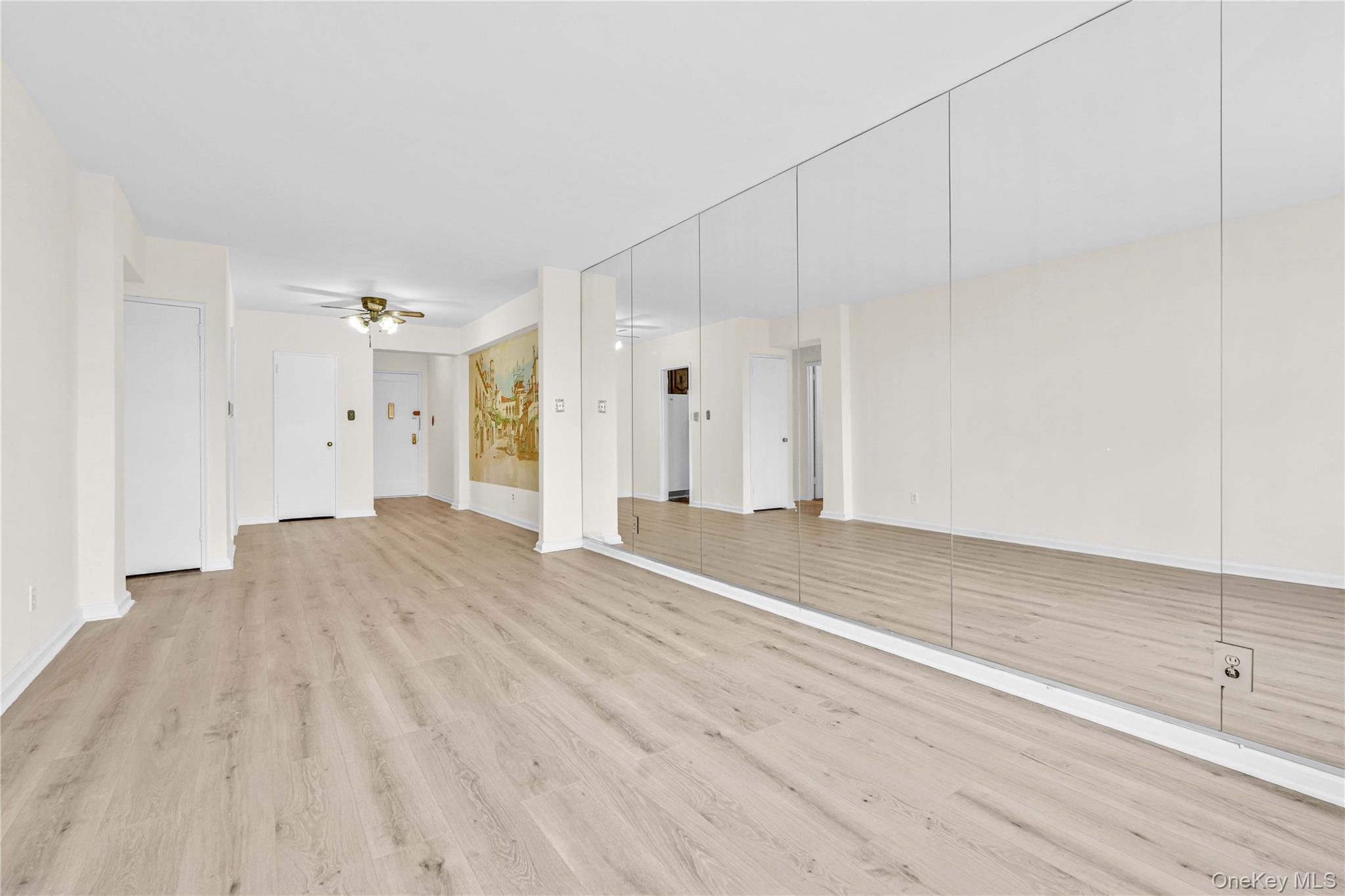 25-11 Union Street # 2G, Flushing, NY 11354