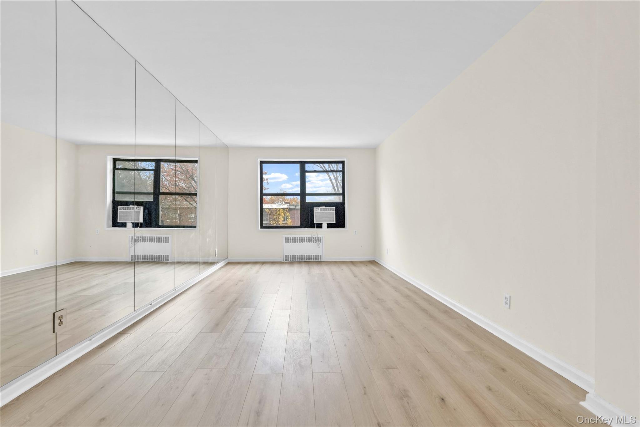 25-11 Union Street # 2G, Flushing, NY 11354
