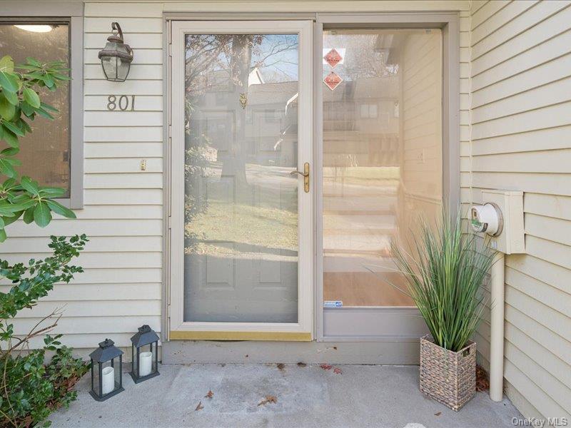 801 Hunters Run, Dobbs Ferry, NY 10522