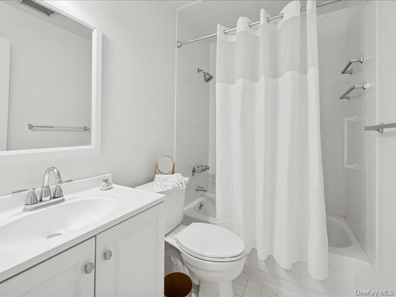 801 Hunters Run, Dobbs Ferry, NY 10522