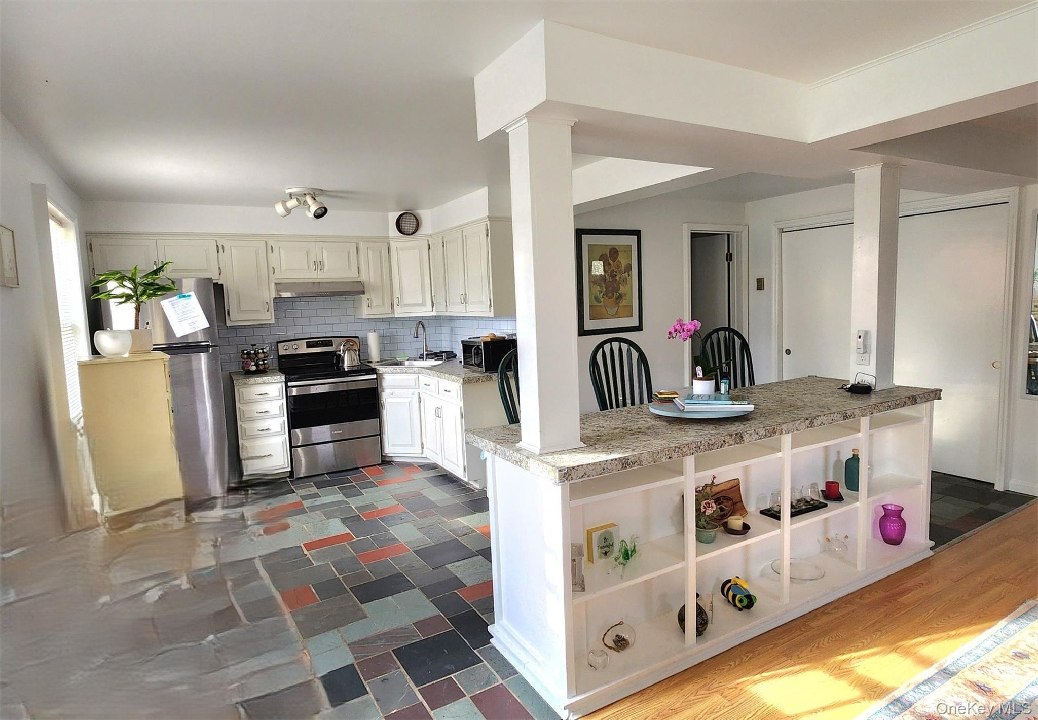 12 Traver Road, Staatsburg, NY 12580