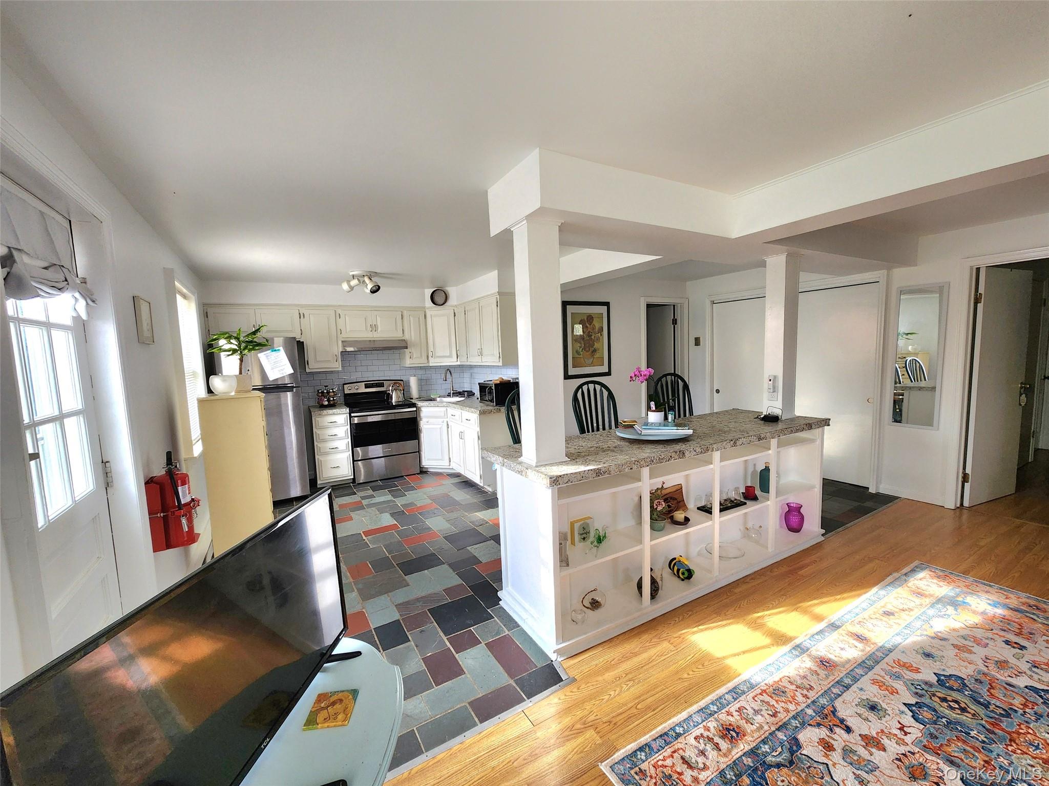 12 Traver Road, Staatsburg, NY 12580