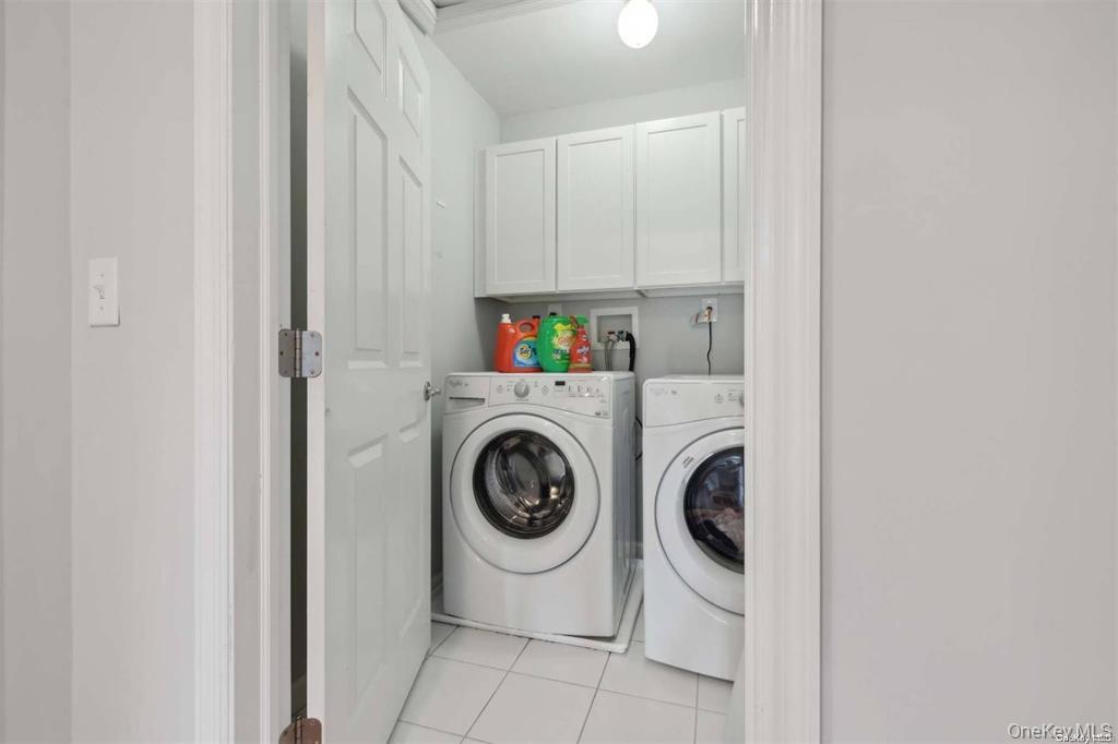 55 Hamptons Court Drive # 55, Eastport, NY 11941