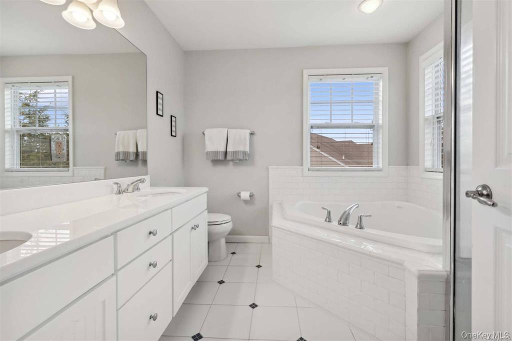 55 Hamptons Court Drive # 55, Eastport, NY 11941