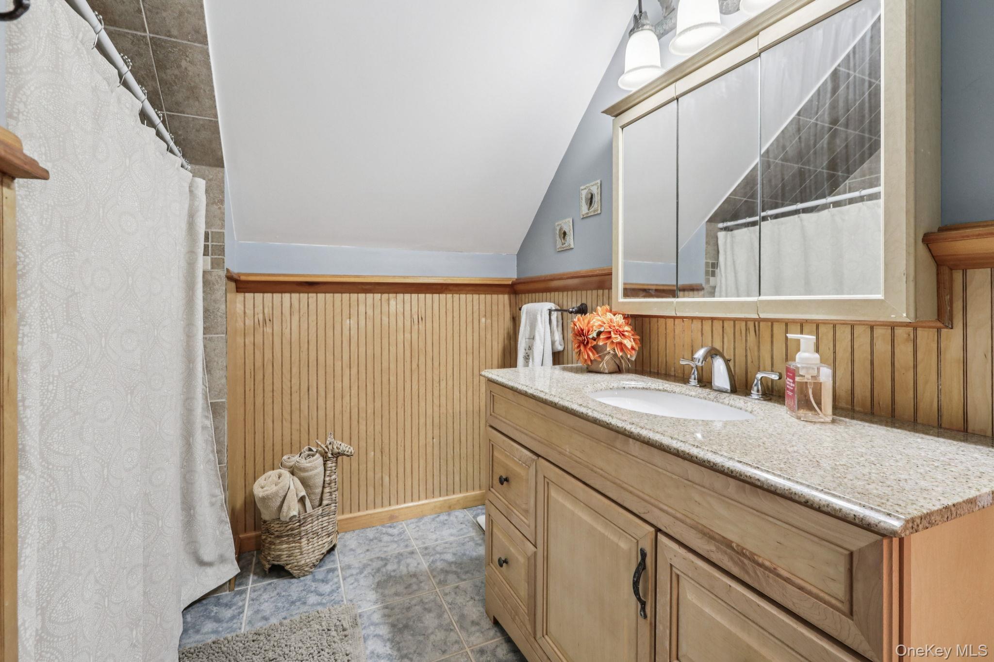 32 Maple Avenue, West Nyack, NY 10994