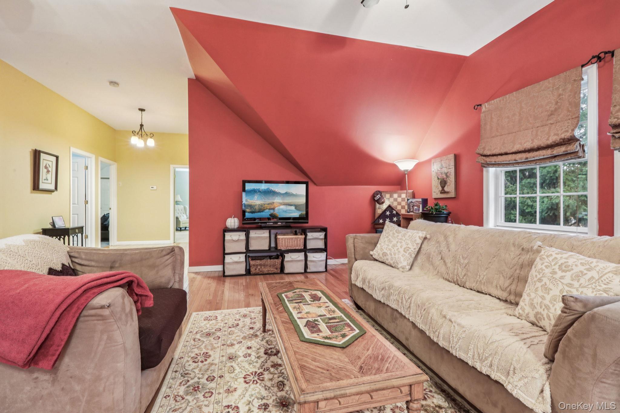 32 Maple Avenue, West Nyack, NY 10994